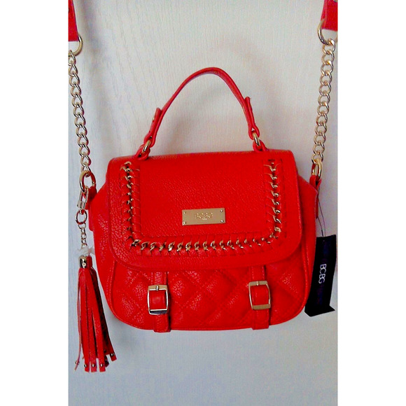 NWT BCBG PARIS Red Faux Leather Quilted Shoulder Bag Flap Chain Link Tassel - Picture 8 of 16